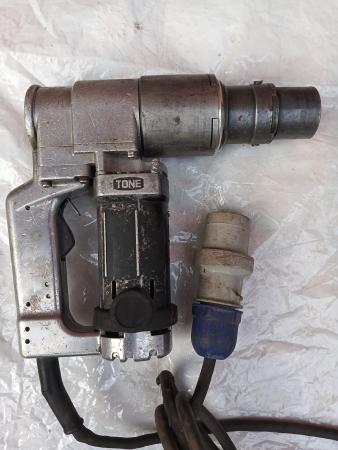 LLAVE CORTA ESPIGA