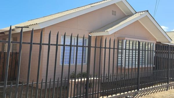 SE VENDE CASA ALTOS DEL MIRADOR, COQUIMBO