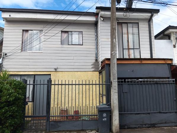 CASA 4D+2B+1ES CURICO
