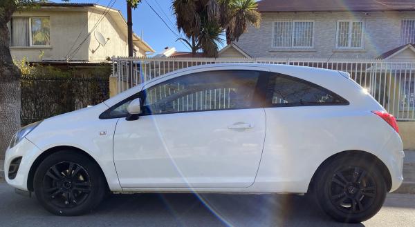 OPEL CORSA 1.4 ENJOY FULL EQUIPO 3 PUERTAS