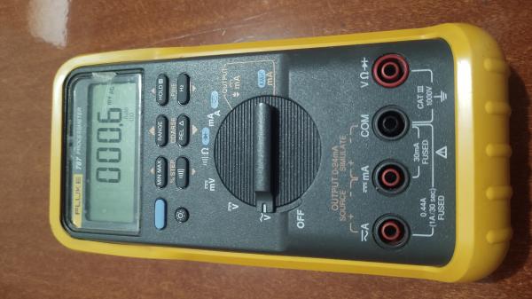 FLUKE 787 PROCESSMETER