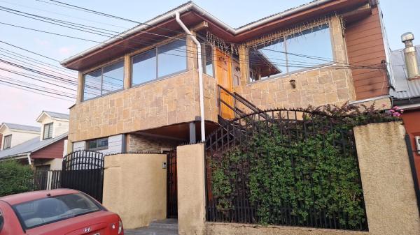 VENDO CASA AMPLIA 