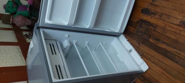 FRIGOBAR SEMI NUEVO, POCO USO