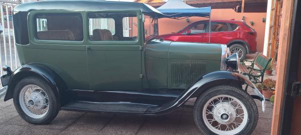 VENDO AUTO DE COLECCIÓN FORD MODELO TUDOR
