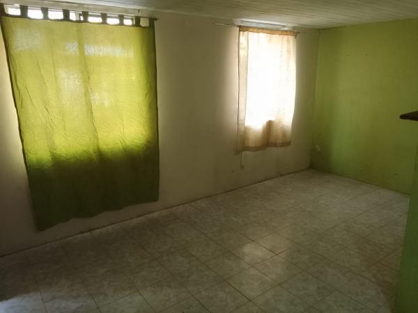 ARRIENDO PLANTA BAJA CASA