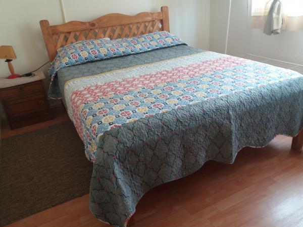 LINDA HABITACIÓN NIÑA ESTUDIANTE
