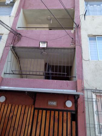 VENDO DEPARTAMENTO GRANDE 