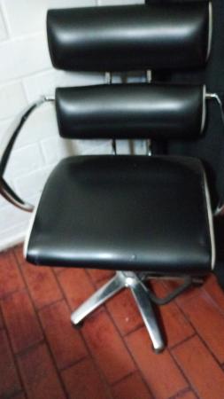 VENDO SILLONES PELUQUERÍA 