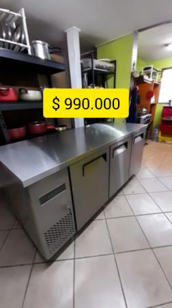 MESON FREEZER CONGELADOR 3 PTAS. DE ACERO INOXID.