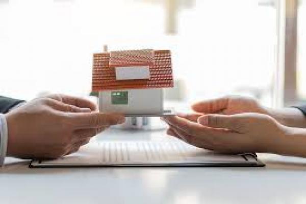 ARRIENDE CON COMPROMISO DE COMPRA HOY