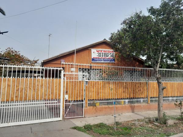 EXCELENTE CASA FDO.ALBANO, STA.ROSA, 