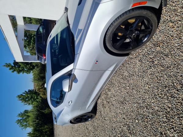CAMARO SIX 2017 IMPECABLE