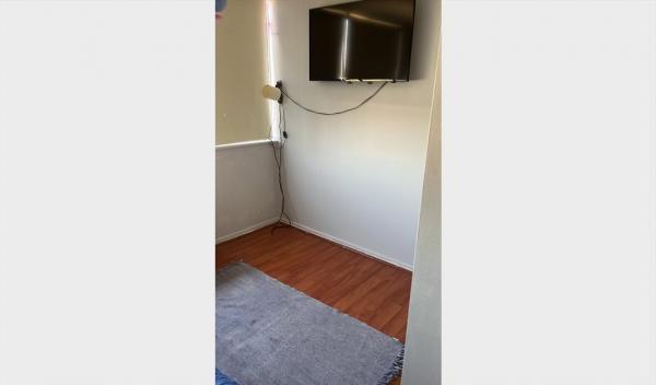 HABITACIÓN PARA MUJER CON BAÑO EXCLUSIVO