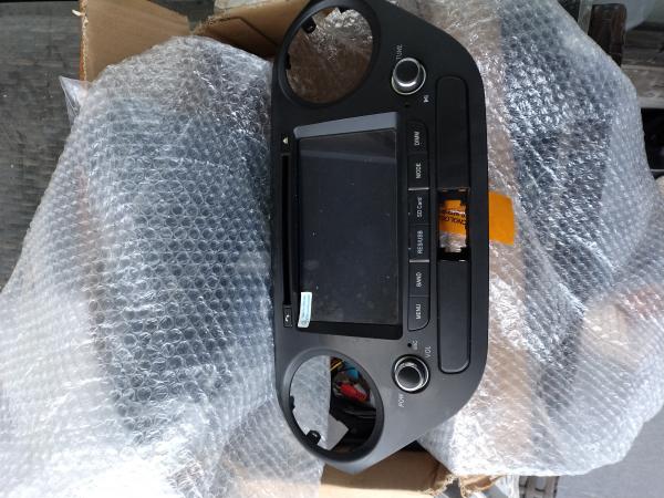 SE VENDE RADIO ORIGINAL HYUNDAI GRAN  I10 2028