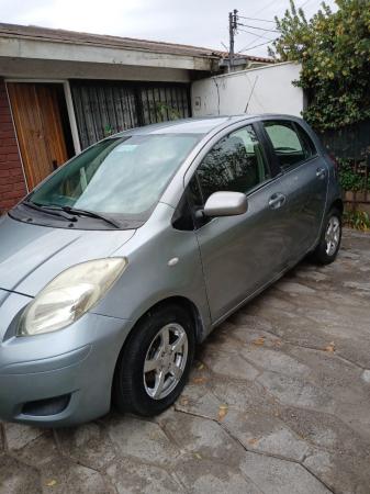 VENDO TOYOTA YARIS SPORT