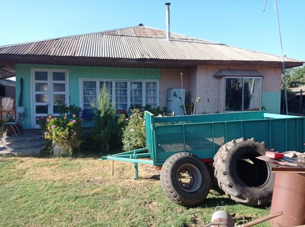 SE VENDE HERMOSA CASA CON AMPLIO TERRENO 