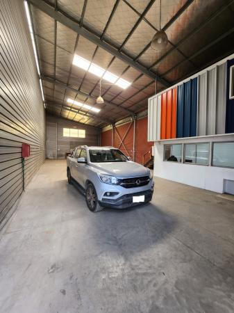 LOCAL COMERCIAL MARURI 983