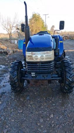 VENDO TRACTOR UNICO DUEÑO 55HP 4X4, RASTRA, ETC 