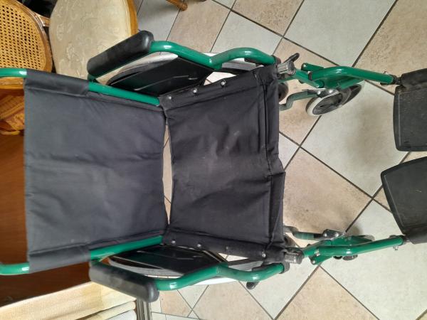 VENDO SILLA DE RUEDAS