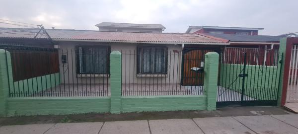 HERMOSA CASA EN ESTACION CENTRAL