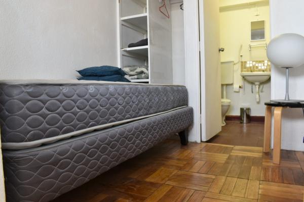 HABITACIÓN AMOBLADA CON BAÑO PRIVADO METRO ALMAGRO