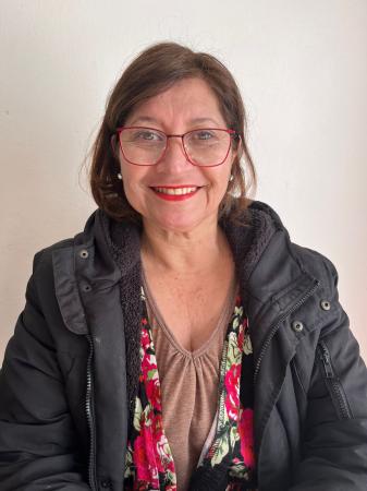SEÑORA QUEHACERES DE CASA 