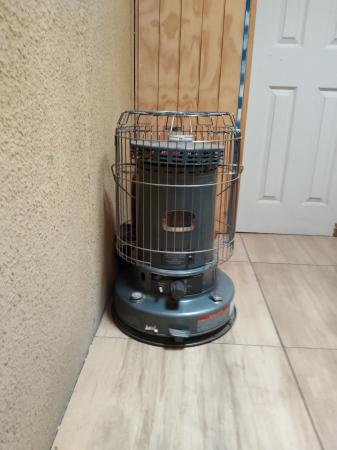 VENDO ESTUFA FENSA PARAFINA