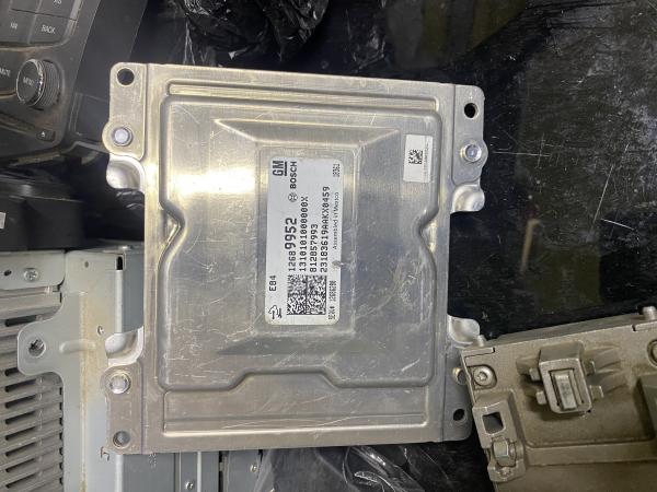 ECU E83 PRISMA  ONIX 