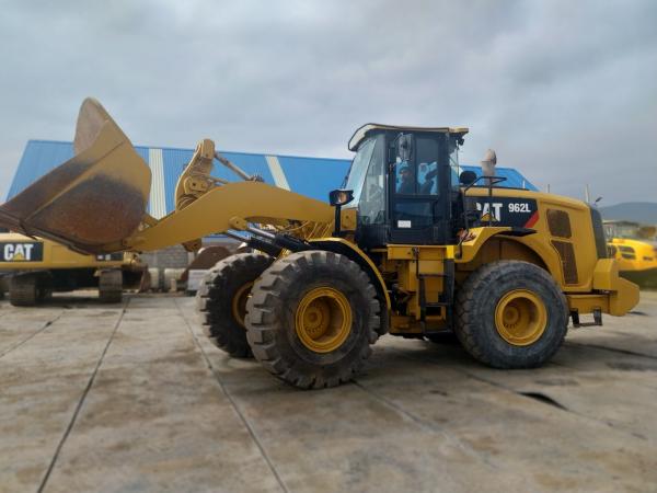 SE VENDE CARGADOR FRONTAL CATERPILLAR 962L