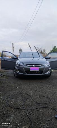 VENDO AUTO HYUNDAI ACCENT 1.4