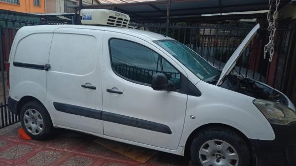 VENDO MI PEUGEOT PARTNER 