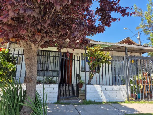 CASA 3 DORMITORIOS 2 BAÑOS, MAIPÚ